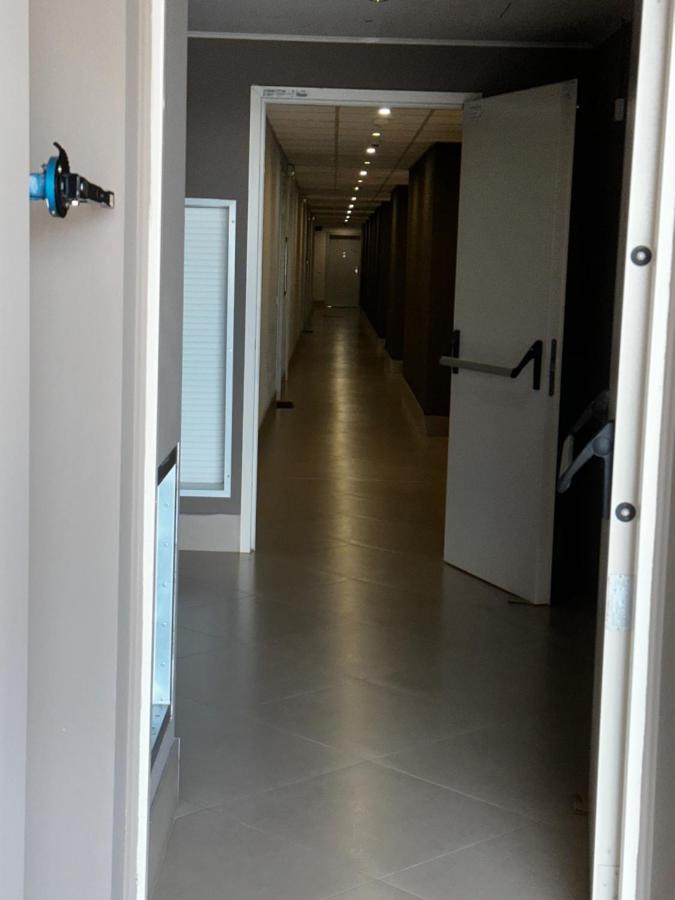 Central Apartment ティミショアラ エクステリア 写真